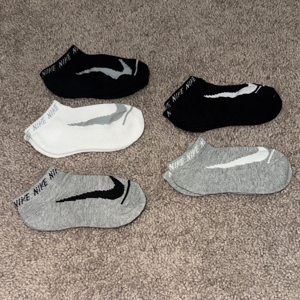 Nike Kids Athletic Ankle Socks - Black, White, Gray